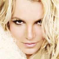 Britney Spears lanza el video de Hold it Against Me