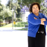 Dra Erlinda Martinez- Persona Notable  