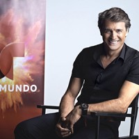 Juan Soler firma contrato exclusivo con Telemundo